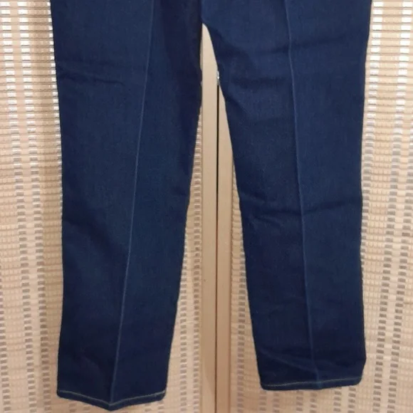 Braxton Jeans - Picture 6 of 8